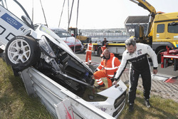 L'auto di Yvan Muller, YMR Hyundai i30 N TCR dopo l'incidente