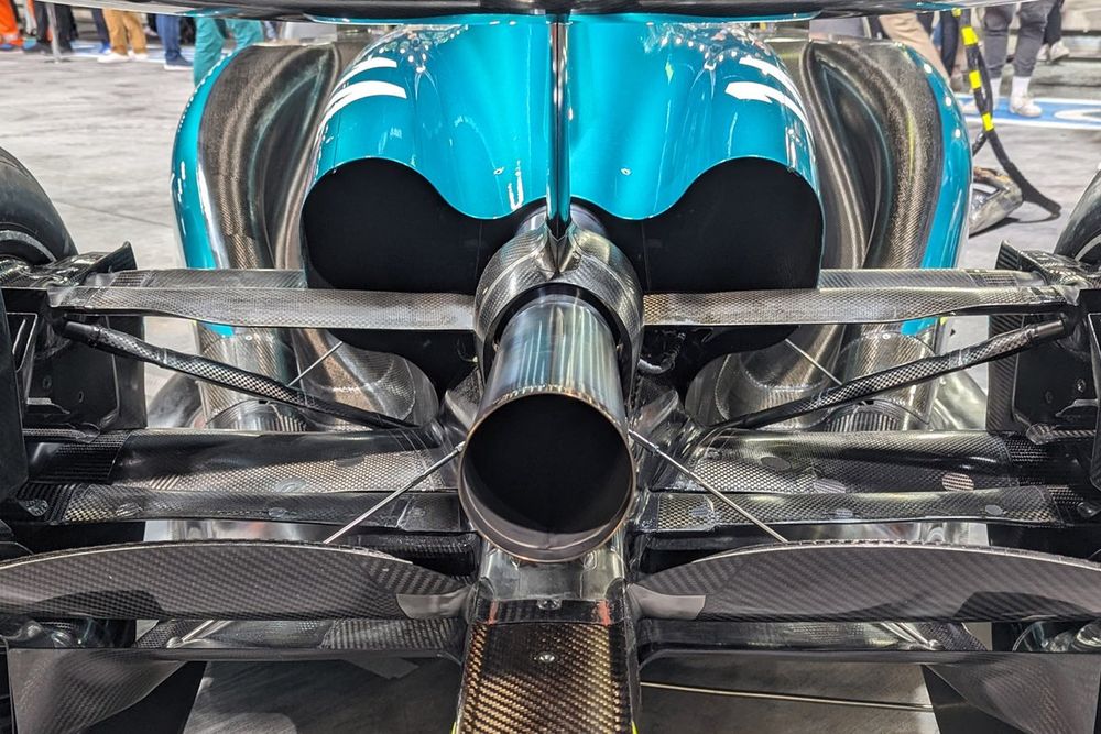 Aston Martin AMR23 detalle del difusor trasero