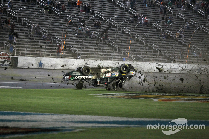 Unfall von Timothy Peters, MDM Motorsports Chevrolet