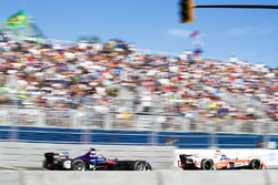 Jose Maria Lopez, DS Virgin Racing, Nick Heidfeld, Mahindra Racing