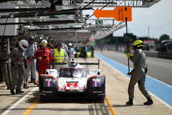 #2 Porsche Team, Porsche 919 Hybrid: Timo Bernhard, Earl Bamber, Brendon Hartley