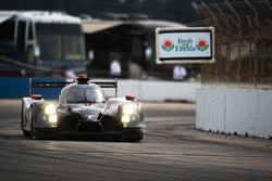 #60 Michael Shank Racing with Curb/Agajanian Ligier JS P2 Honda: John Pew, Oswaldo Negri, Olivier Pl