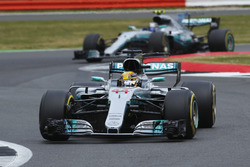 Lewis Hamilton, Mercedes AMG F1 W08, Valtteri Bottas, Mercedes AMG F1 W08