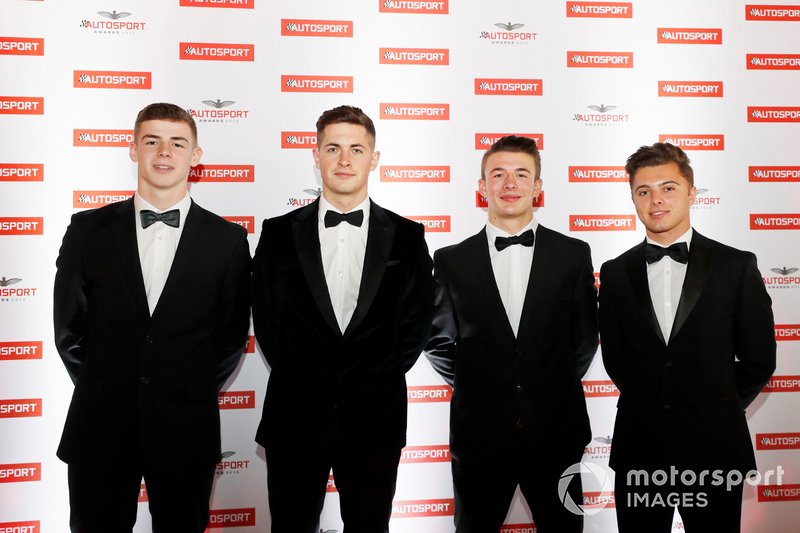 Tom Gamble (2.v.l.) ist der Gewinner des McLaren Autosport BRDC-Awards