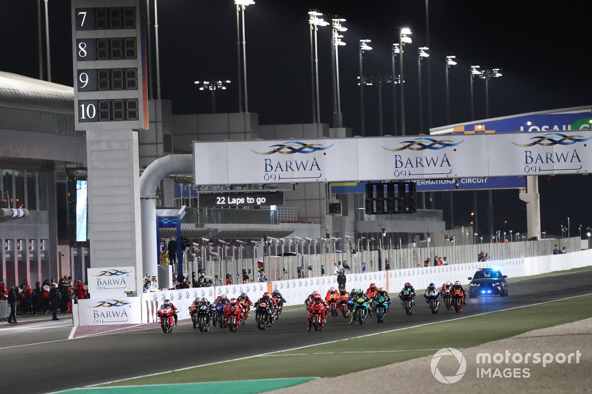 Старт Гран При Катара: лидирует Франческо Баньяя, Ducati Team