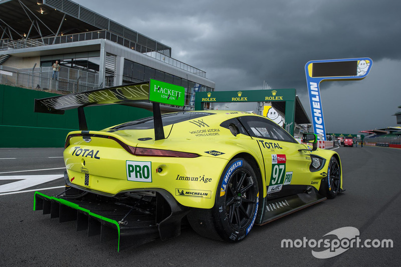 #97 Aston Martin Racing Aston Martin Vantage AMR: Алекс Лінн, Максим Мартен, Джонатан Адамс