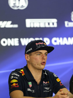 Max Verstappen, Red Bull Racing basın toplantısında