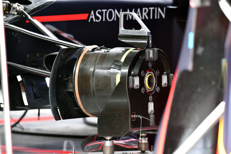 Wheel hub Red Bull Racing RB14
