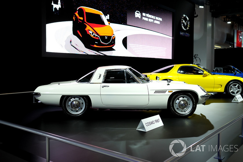 Mazda Cosmo