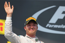 Podium: tweede Nico Rosberg, Mercedes AMG F1 Team