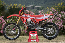 Gamma BETA Enduro RR 2017, test con Manuel Lucchese