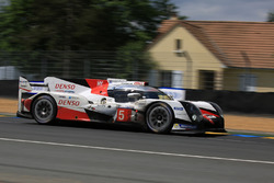 #5 Toyota Racing Toyota TS050 Hybrid: Anthony Davidson, Sébastien Buemi, Kazuki Nakajima