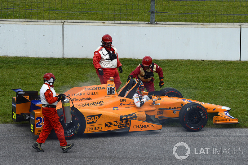 Indy 500: блестящая гонка и сход Алонсо