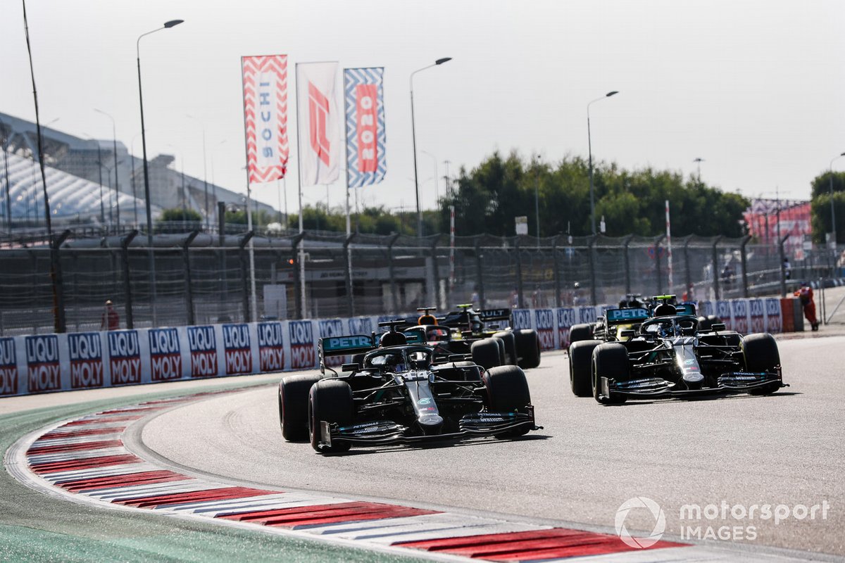 Lewis Hamilton, Mercedes F1 W11, Valtteri Bottas, Mercedes F1 W11, Max Verstappen, Red Bull Racing RB16, Esteban Ocon, Renault F1 Team R.S.20, and Daniel Ricciardo, Renault F1 Team R.S.20