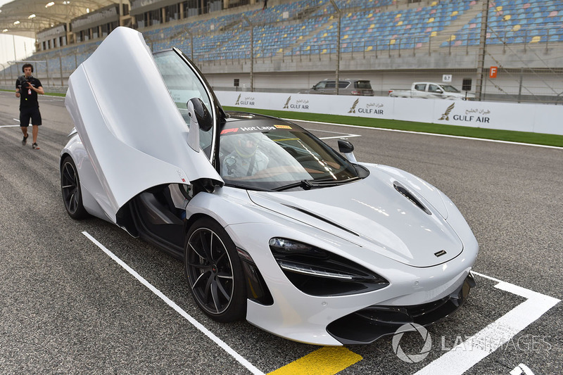 Pirelli pist turları McLaren'i
