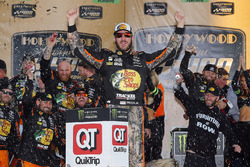 1. Martin Truex Jr., Furniture Row Racing Toyota