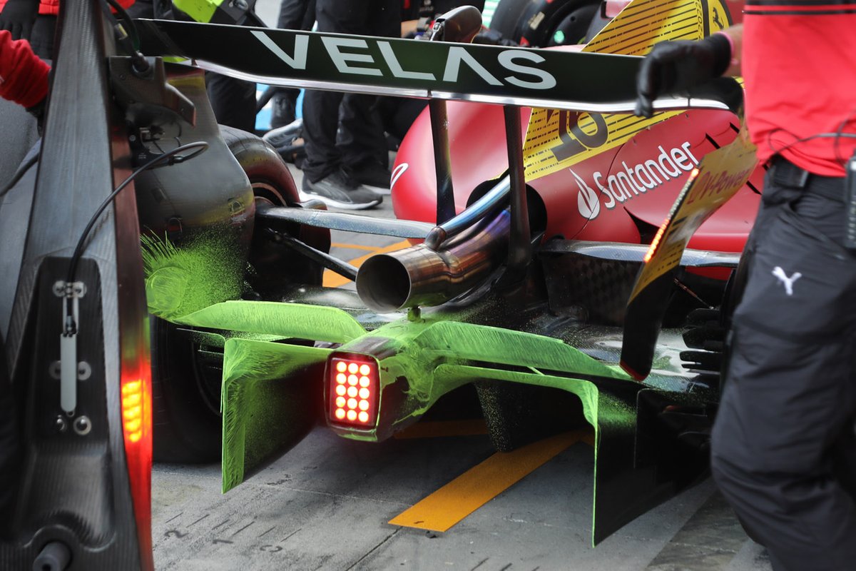 Difusor Ferrari F1-75 con pintura de parafina