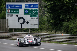 #2 Porsche Team, Porsche 919 Hybrid: Romain Dumas, Neel Jani, Marc Lieb