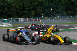 Серхіо Перес, Sahara Force India F1 VJM09, Джоліон Палмер, Renault Sport F1 Team RS16