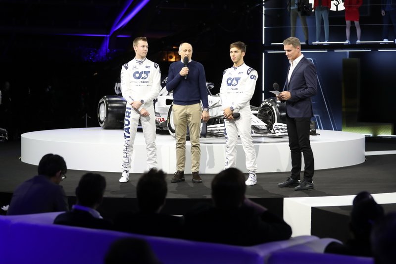 Daniil Kvyat, AlphaTauri, Franz Tost, Team Principal Scuderia AlphaTauri, Pierre Gasly, AlphaTauri, David Coulthard