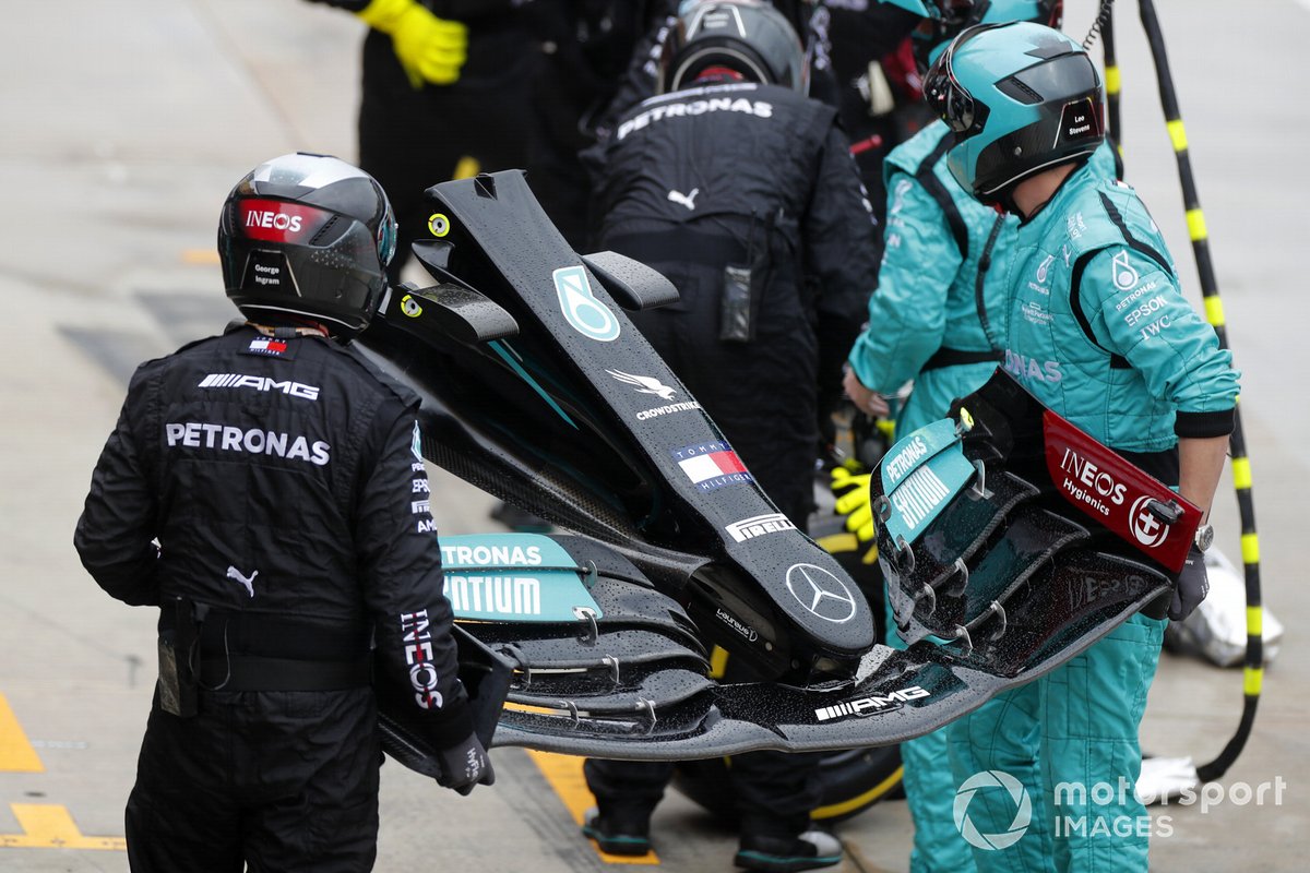 Lewis Hamilton krijgt een nieuwe voorvleugel