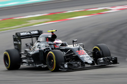 Jenson Button, McLaren, MP4-31