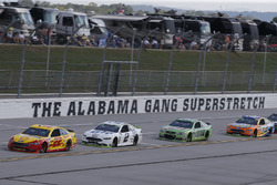 Joey Logano, Team Penske Ford, führt