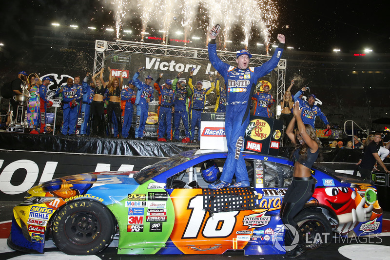 2017, Bristol 2: Kyle Busch (Gibbs-Toyota)