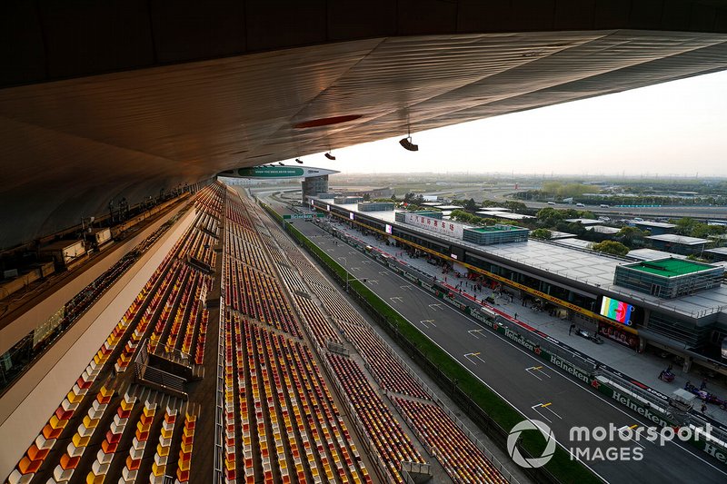 Atmosfer Grandstand Sirkuit Shanghai