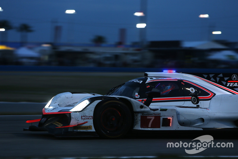#7 Acura Team Penske Acura DPi: Еліо Кастроневес, Рікі Тейлор, Грем Рейхол