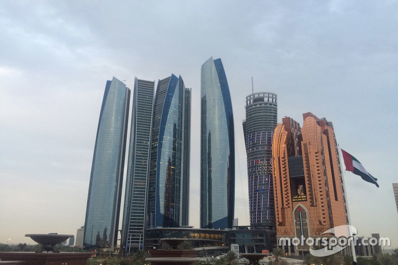 Abu Dhabi - Etihad Towers