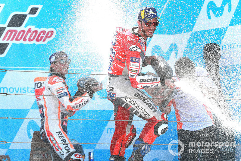 Podium : le vainqueur Marc Marquez, Repsol Honda Team, le deuxième, Andrea Dovizioso, Ducati Team