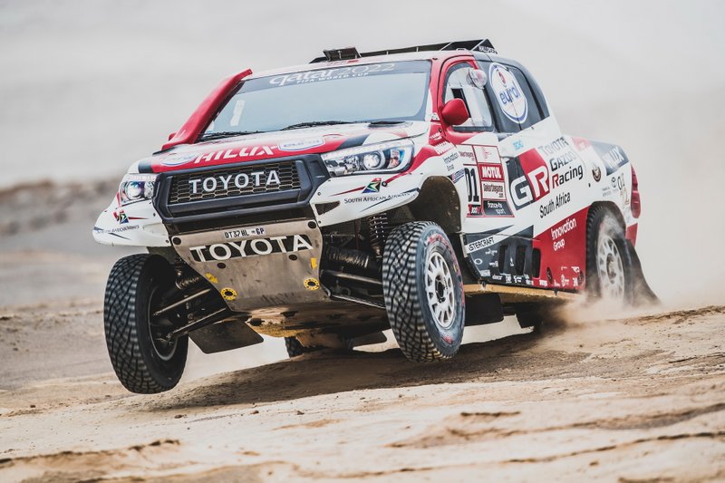 #301 Toyota Gazoo Racing Toyota Hilux: Нассер Аль-Аттія, Маттьйо Бомель