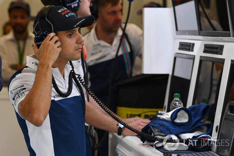 Felipe Massa, Williams in the garage