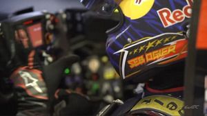 Sebastien Ogier dalam tes Hypercar Toyota