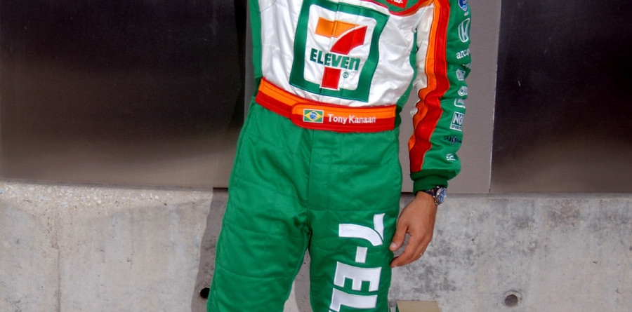 IRL: Kanaan crushes crop of contenders for MBNA Pole IRL: Kanaan crushes crop of contenders for MBNA Pole