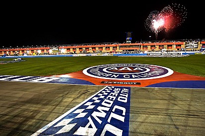 Five most memorable NASCAR Cup Series finishes at Fontana