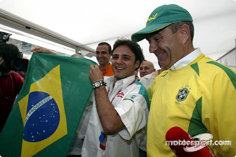 GALERIA: Momentos que a Fórmula 1 entrou em clima de Copa