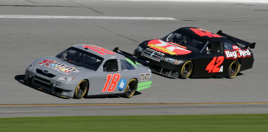 Kyle Busch sets the pace on day three in Daytona Kyle Busch sets the pace on day three in Daytona