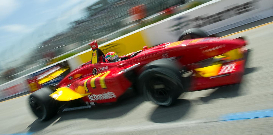 Wilson stays on pole for final Champ Car race Wilson stays on pole for final Champ Car race