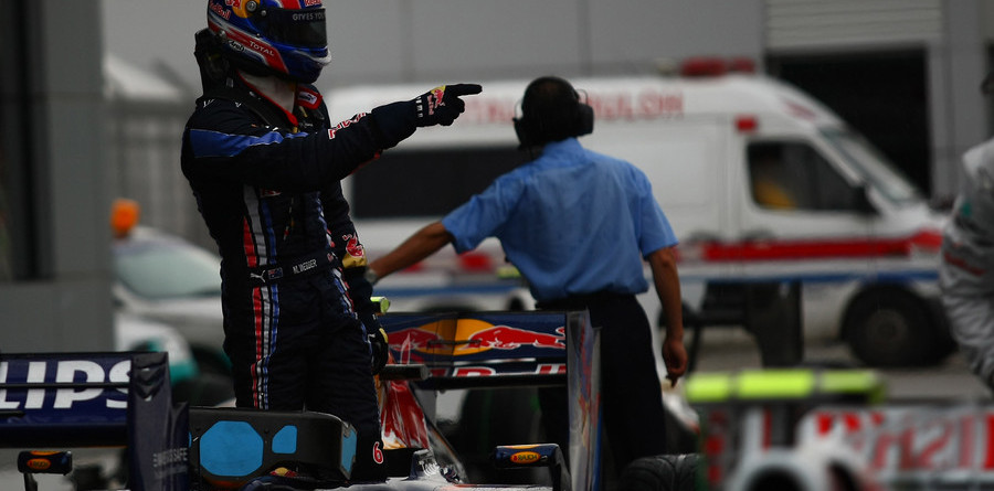 Webber on pole as rain wreaks havoc on qualifying