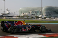 Ricciardo leads the way in first young driver test Ricciardo leads the way in first young driver test