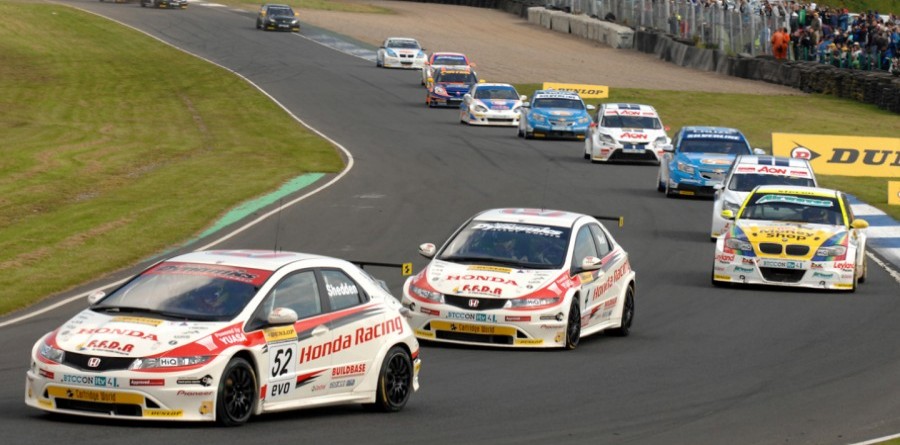 BTCC heads north of the border to Knockhill BTCC heads north of the border to Knockhill