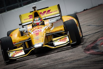 Hunter-Reay tops IndyCar practice run at Long Beach