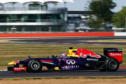 Ricciardo sets fastest time on day 2 of YDT at Silverstone