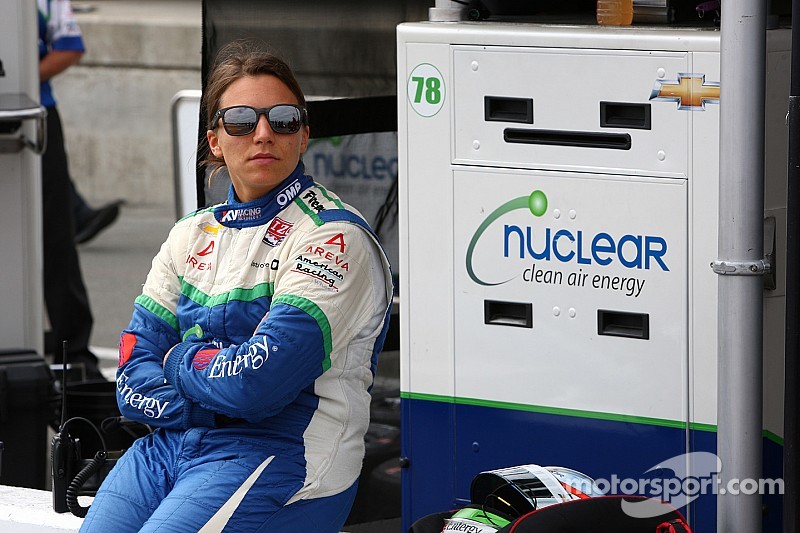 Simona de Silverstro de retour en IndyCar