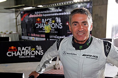Une légende de la moto commissaire-pilote à Sepang !