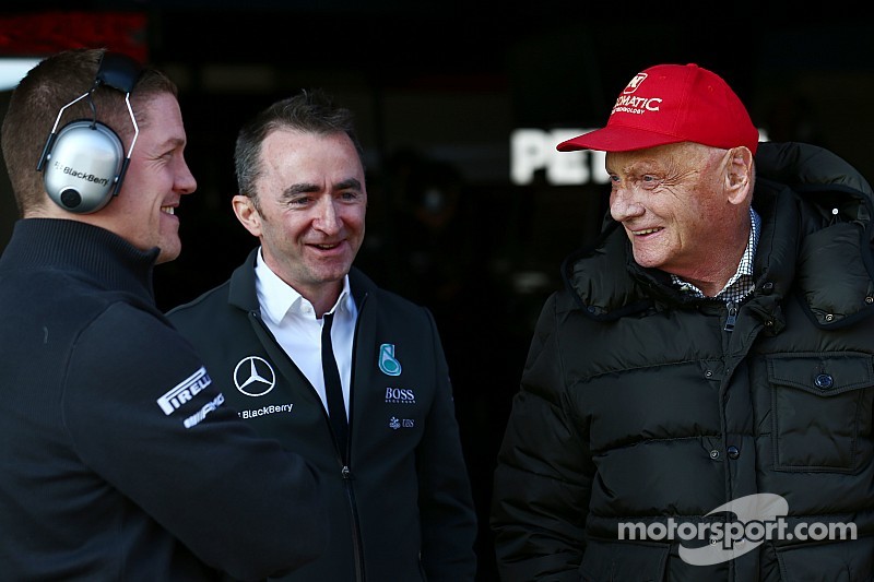 Mercedes se défend de