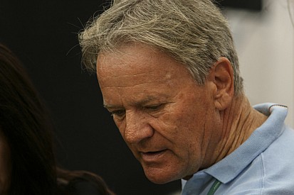 Marc Surer, ex piloto de F1, sufre accidente de equitación