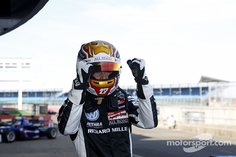 Leclerc remporte son duel face à Rosenqvist
